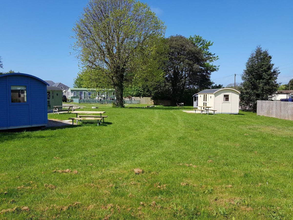 Acorn Camping And Caravan Park 란트윗메이어 외부 사진